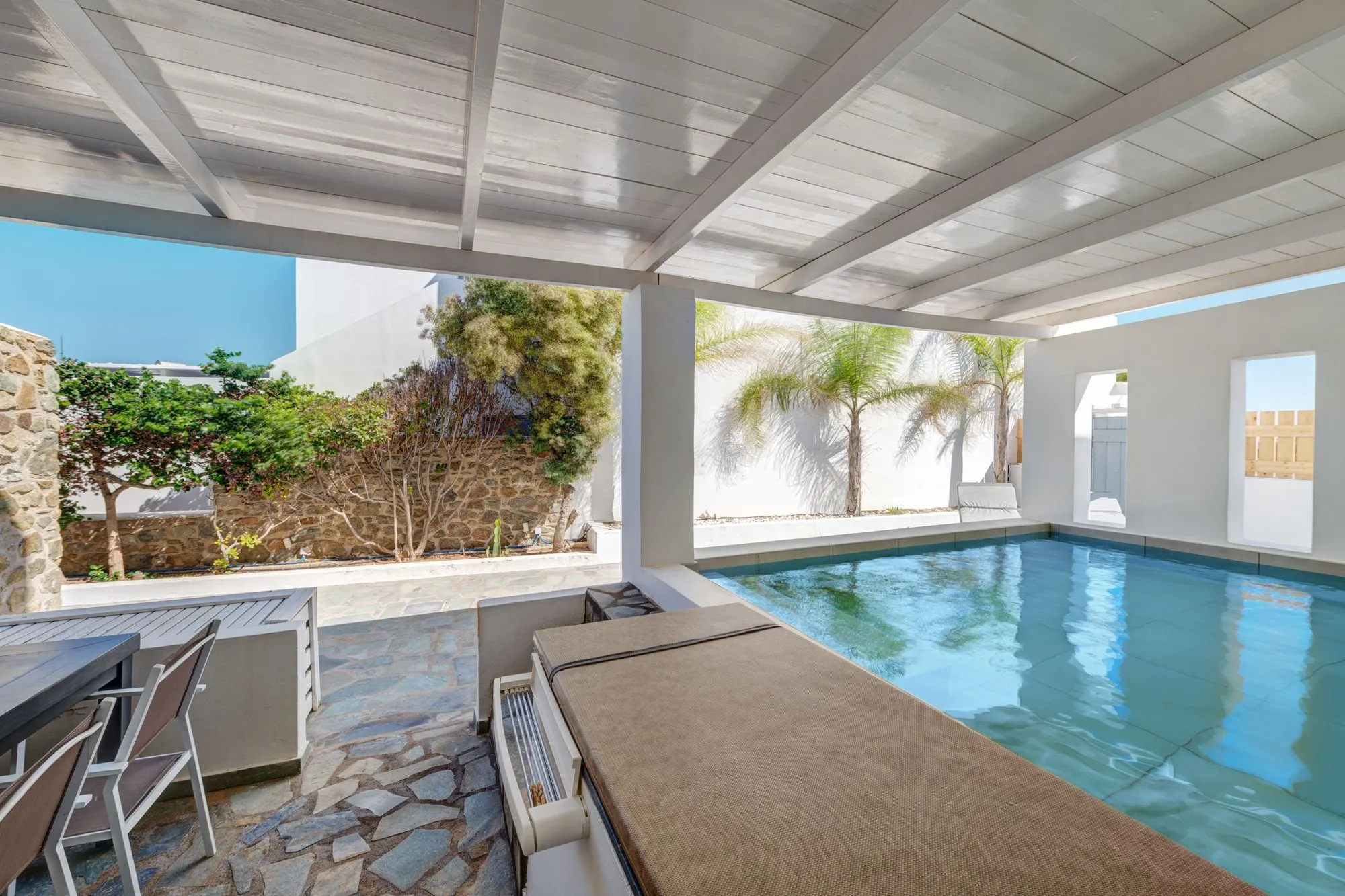 Deluxe Garden Suite with Private Pool — 1/6