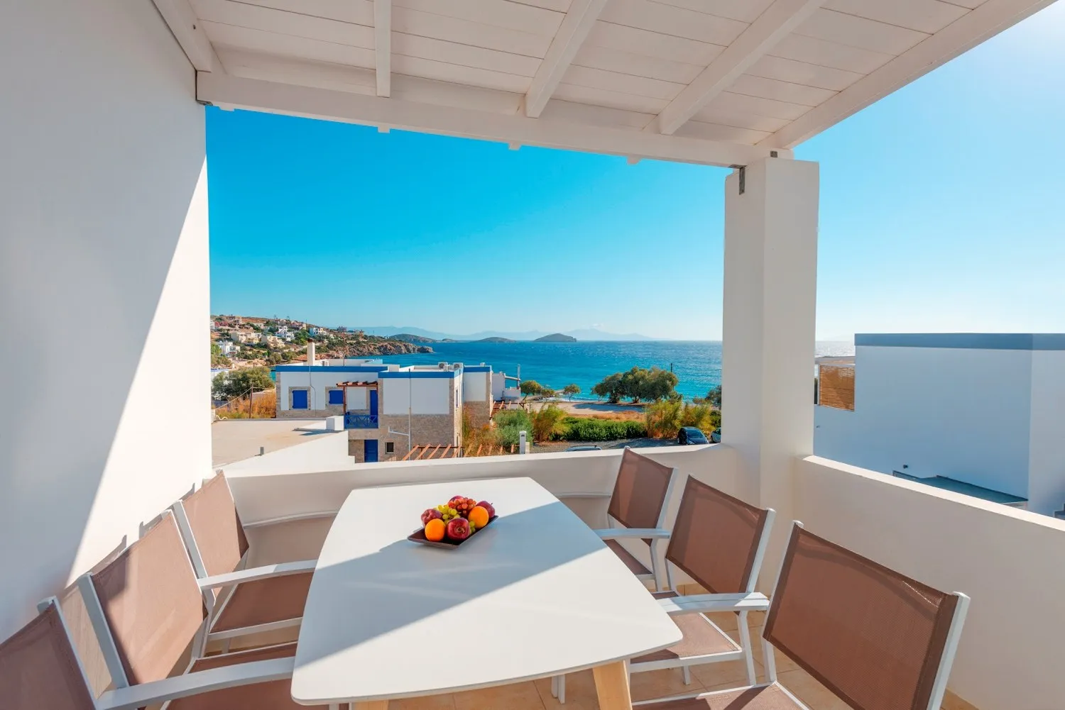 Deluxe Two-Room Sea View Suite — 1/7