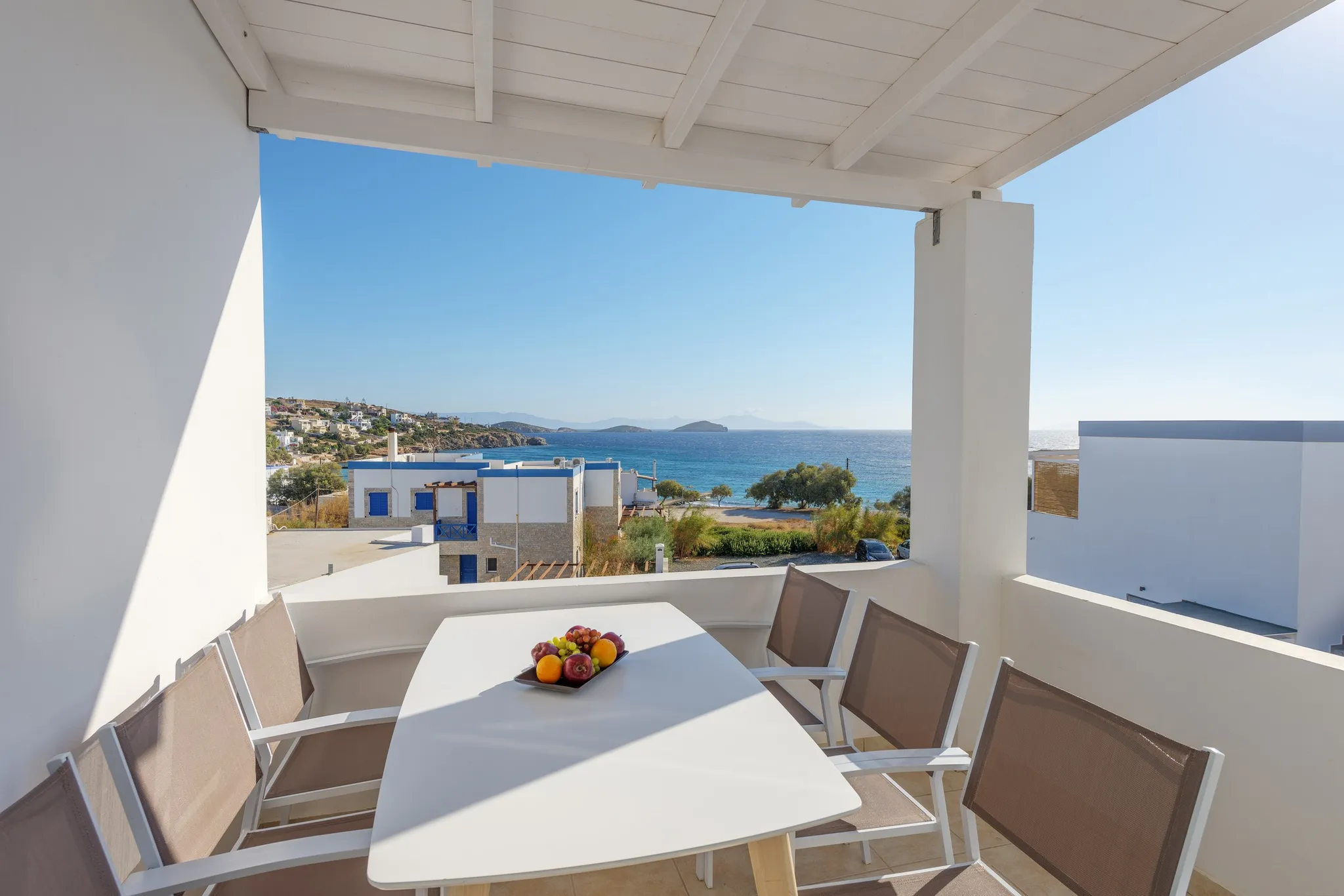 Deluxe Two-Room Sea View Suite — 1/12