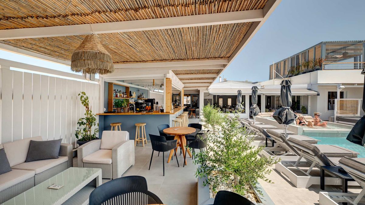 Aegean Paradiso Vacational Club exterior view in Syros, Greece